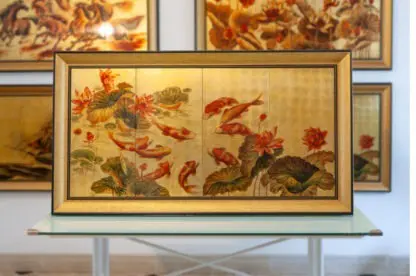 Tranh Cửu Ngư Quần Hội thu hút tài lộc vượng khí sơn mài treo phòng khách sang trọng - Hình ảnh 4