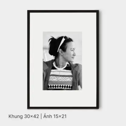 True family | Bộ khung ảnh gia đình treo tường 6 bức, gỗ sồi đen - TF6BL - Hình ảnh 3