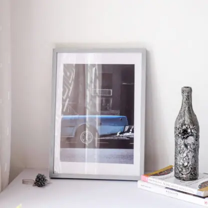 khung tranh gỗ sồi xám 30x42 lifestyle