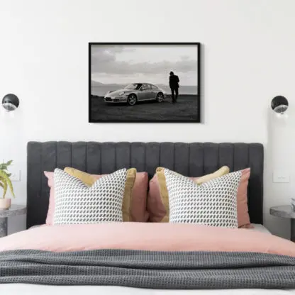 Car by the sea - Ảnh nghệ thuật hiện đại đen trắng - Hình ảnh 2