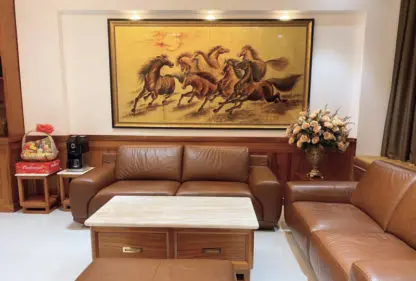 Tranh sơn mài Mã đáo thành công