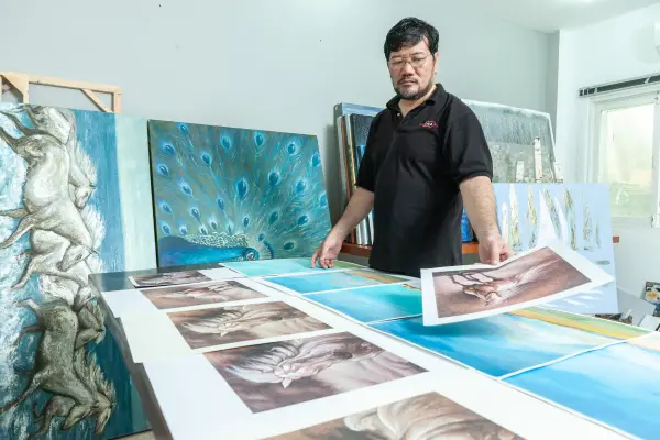 Sản xuất tranh đa dạng chất liệu