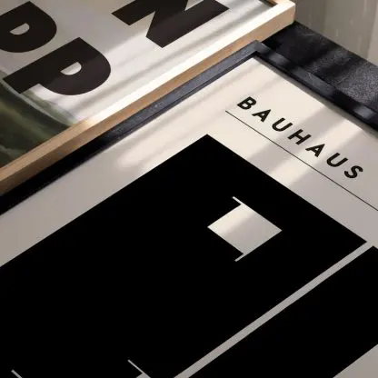 Bauhaus trắng đen - Tranh khung kính phong cách Bauhaus ấn tượng - Hình ảnh 3