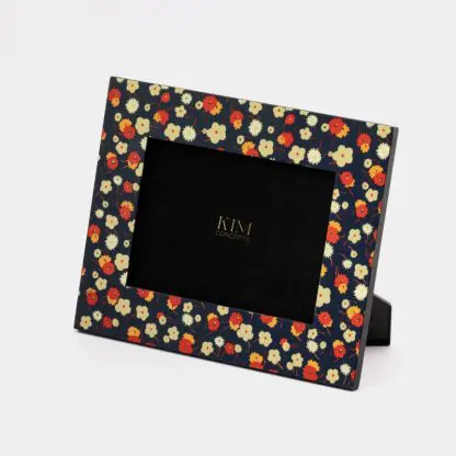 Tiny Flowers | Khung tranh 15x21 sơn mài | Khung ảnh để bàn bản 5 cm