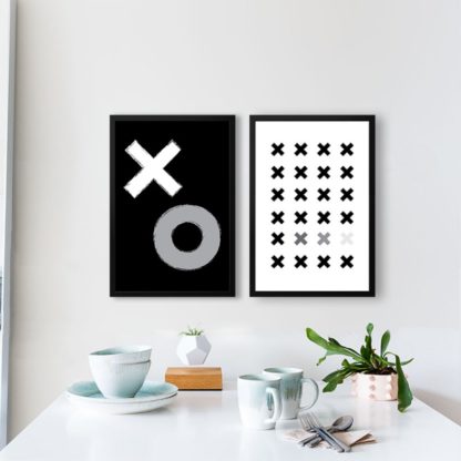 Bộ 2 tranh khung kính treo tường X&O
