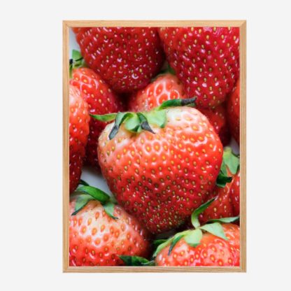 Strawberries - Tranh khung kính treo tường 30x42cm
