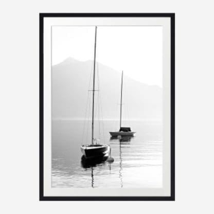 Mono Boat 2 - Tranh khung kính treo tường 30x42