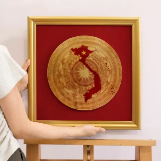 Tranh sơn mài non sông họa đồ vuông 47x47 2