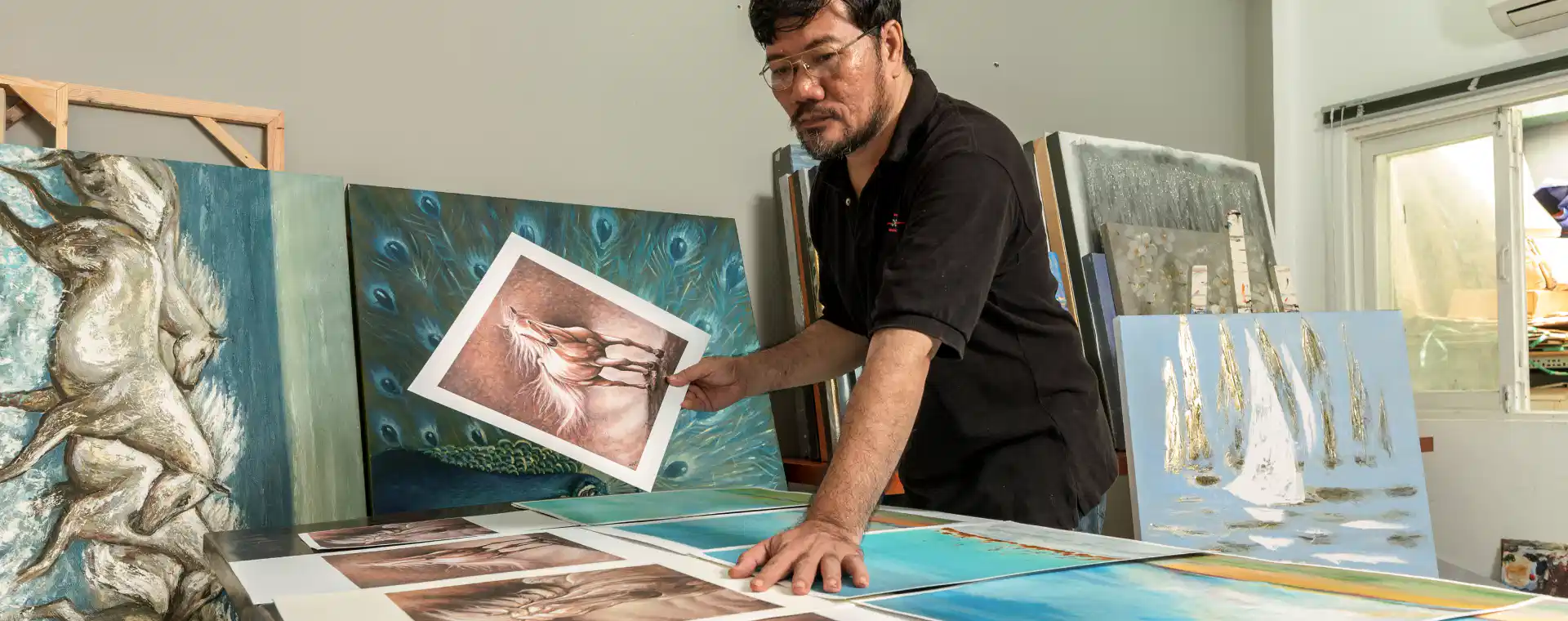 xưởng in tranh theo yêu cầu
        width=