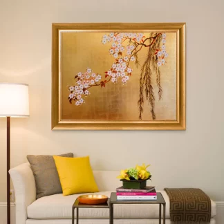 Tranh hoa đào bên cành liễu sơn mài dát vàng