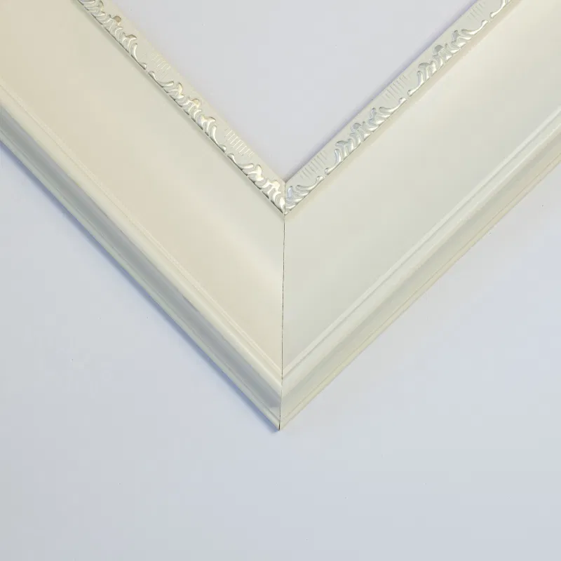 phào khung tranh LYN trắng bản 8.5cm thẳng
